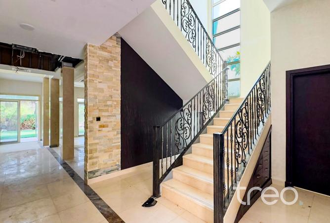 122921853 - Property Image 3