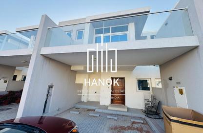 Townhouse - 3 Bedrooms - 3 Bathrooms for sale in Vardon - Damac Hills 2 - Dubai Townhouse - 3 Bedrooms - 3 Bathrooms for sale in Vardon - Damac Hills 2 - Dubai
