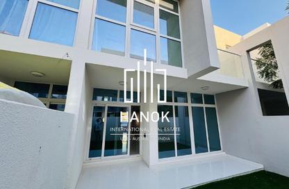 Townhouse - 3 Bedrooms - 3 Bathrooms for sale in Vardon - Damac Hills 2 - Dubai