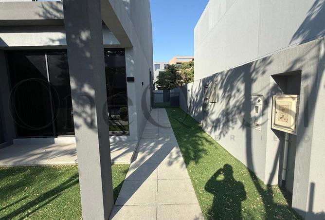 68133663 - Property Main Image