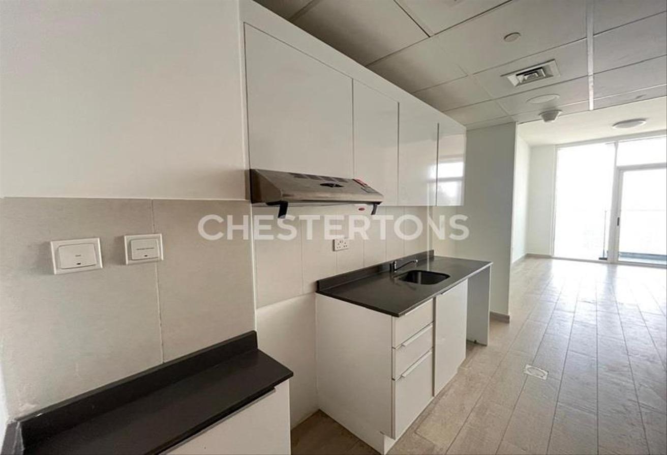 Modern| Spacious | Bright Unit | Available photo 3
