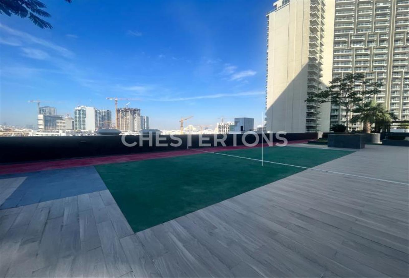 Modern| Spacious | Bright Unit | Available photo 8