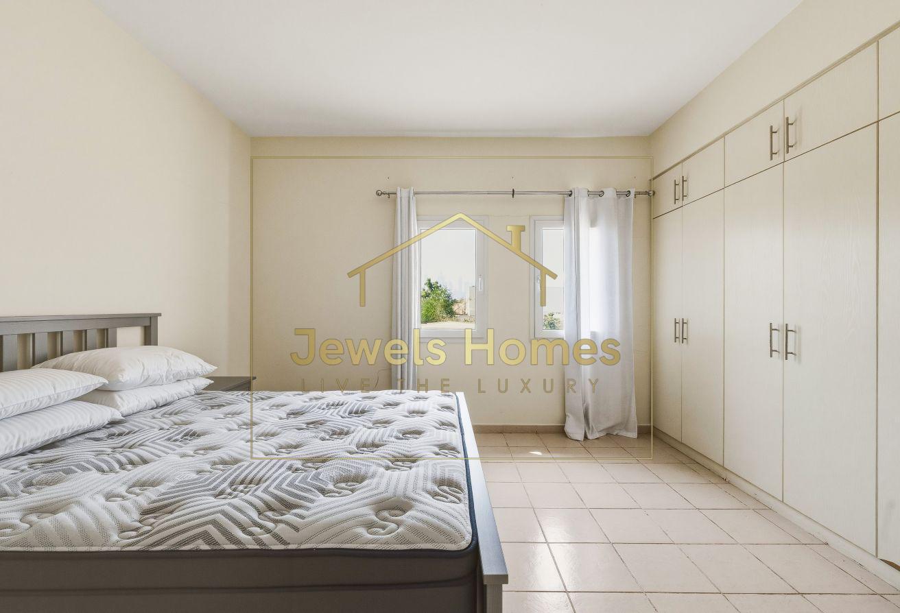 Vastu | Vacant Now | Near the School | Spacious photo 25