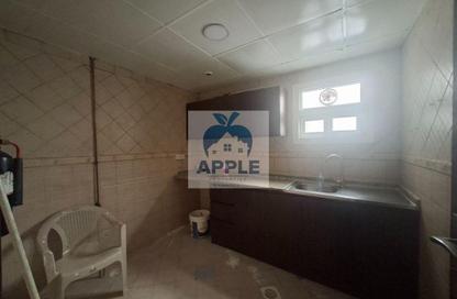 Apartment - 1 - 2 for rent in Fire Station Road - Muwaileh - Sharjah