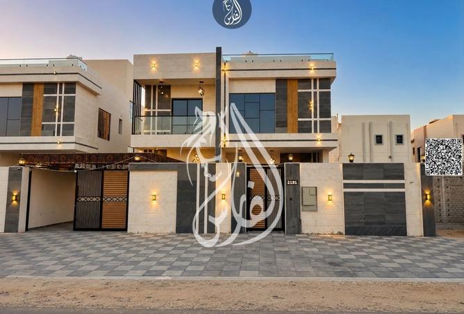5 BR Villa with 5000 sqft and Private Balcony