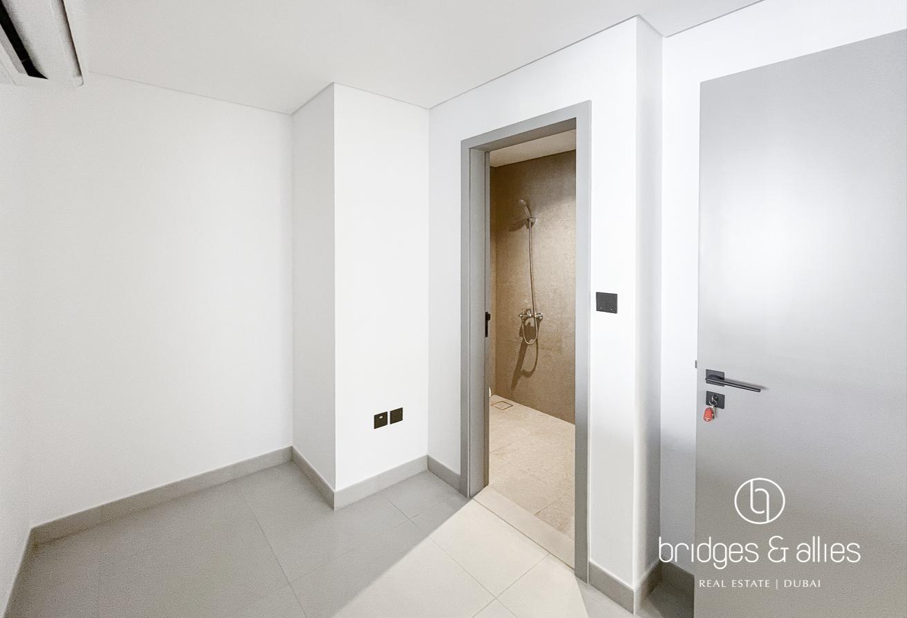 PREMIUM 4 BED + MAIDS | UPGRADED | OPEN KITCHEN photo 21