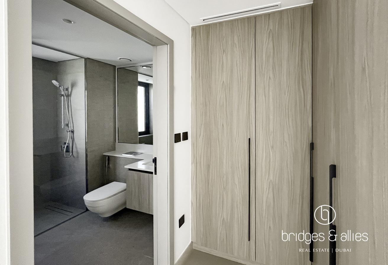 PREMIUM 4 BED + MAIDS | UPGRADED | OPEN KITCHEN photo 23