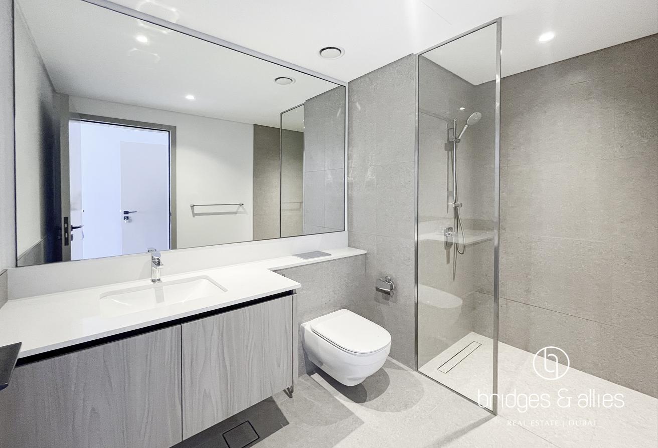 PREMIUM 4 BED + MAIDS | UPGRADED | OPEN KITCHEN photo 17