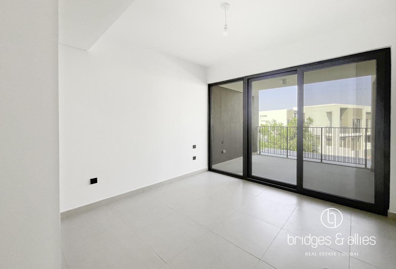 PREMIUM 4 BED + MAIDS | UPGRADED | OPEN KITCHEN photo 18