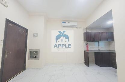 Apartment - Studio - 1 Bathroom for rent in Muwaileh 3 Building - Muwaileh - Sharjah