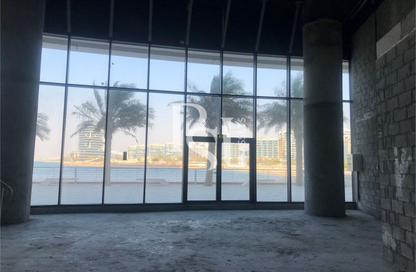 Retail - Studio for rent in Al Sail Tower - Al Dana - Al Raha Beach - Abu Dhabi