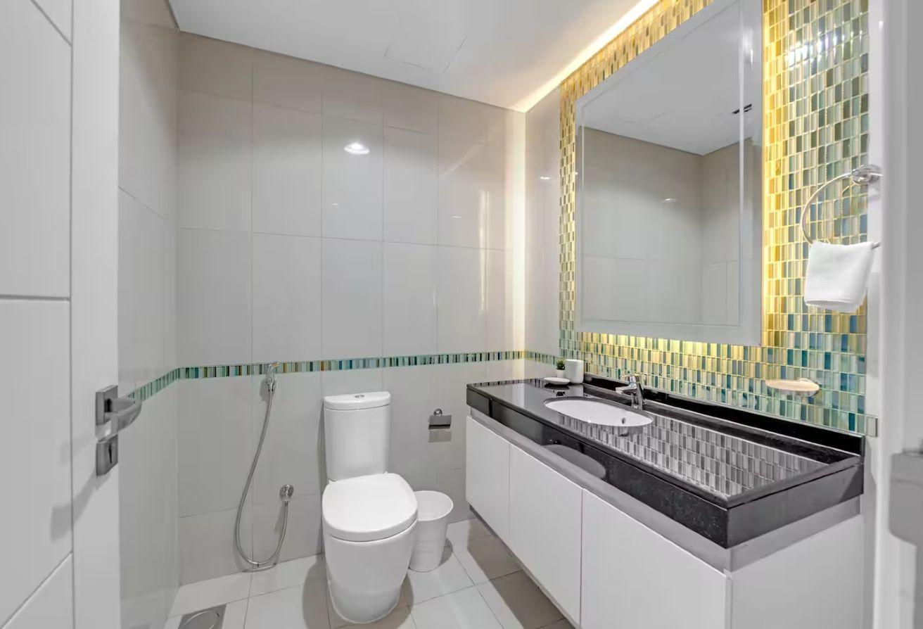 2 BR Apartment in Dubai Marina with Palm View photo 6