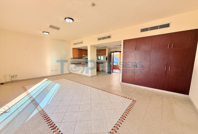 120645392 - Property Image 2
