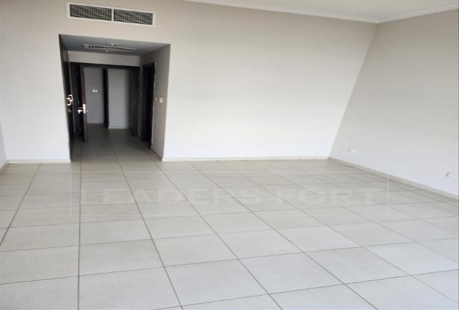 82802025 - Property Image 3