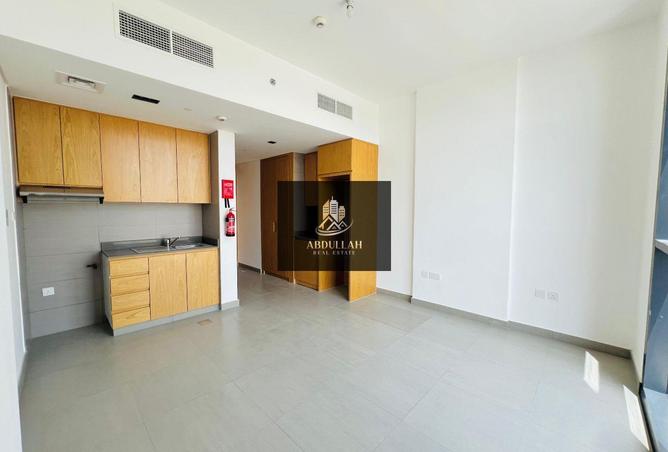 100408318 - Property Image 3
