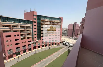 Apartment - Studio - 1 Bathroom for rent in The Gardens Buildings - The Gardens - Dubai