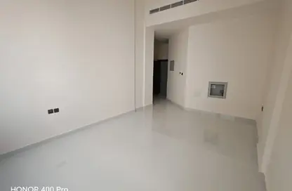 Apartment - 1 Bedroom - 2 Bathrooms for rent in Al Jurf 3 - Al Jurf - Ajman