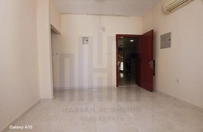 Apartment - 1 Bedroom - 1 Bathroom for rent in Muwailih Building - Muwaileh - Sharjah