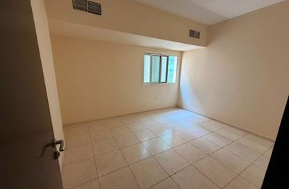 Apartment - 3 Bedrooms - 3 Bathrooms for rent in Al Shahd Tower - Al Khan Lagoon - Al Khan - Sharjah