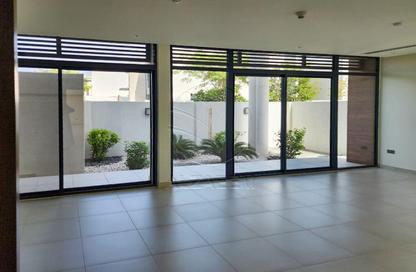 Villa - 4 Bedrooms - 6 Bathrooms for sale in West Yas - Yas Island - Abu Dhabi