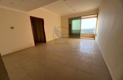 Apartment - 2 - 2 for rent in Al Qulayaa Building - Al Qulaya'ah - Al Sharq - Sharjah