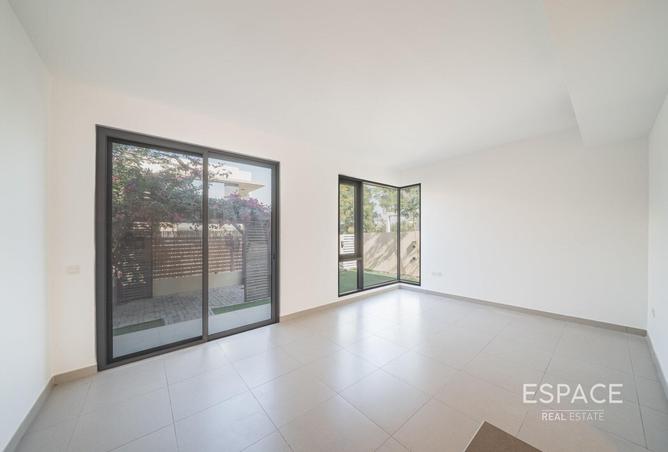 82810178 - Property Image 2