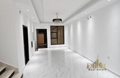 Villa - 4 Bedrooms - 6 Bathrooms for rent in Al Yasmeen 1 - Al Yasmeen - Ajman