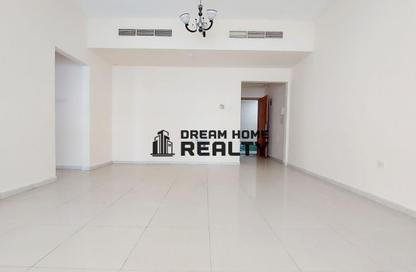 Apartment - 1 Bedroom - 2 Bathrooms for rent in New Al Taawun Road - Al Taawun - Sharjah