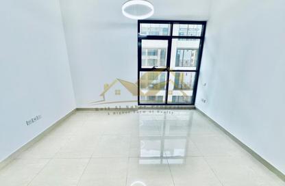 Apartment - 1 Bedroom - 2 Bathrooms for rent in Jumeirah Garden City - Al Satwa - Dubai