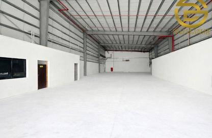 Show Room - Studio - 2 Bathrooms for rent in Dubai Investment Park 1 (DIP 1) - Dubai Investment Park (DIP) - Dubai