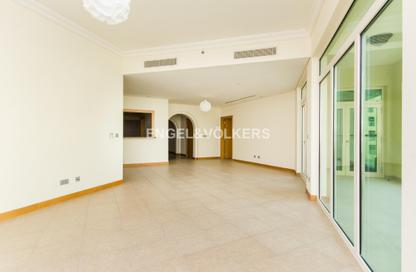 Apartment - 3 Bedrooms - 4 Bathrooms for sale in Al Habool - Shoreline Apartments - Palm Jumeirah - Dubai