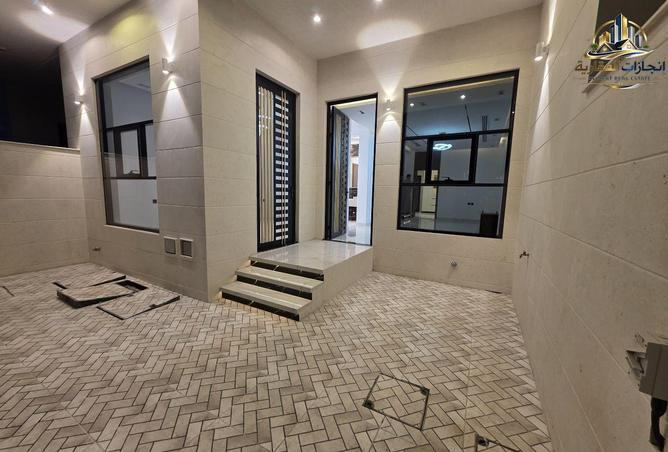 144635221 - Property Image 2