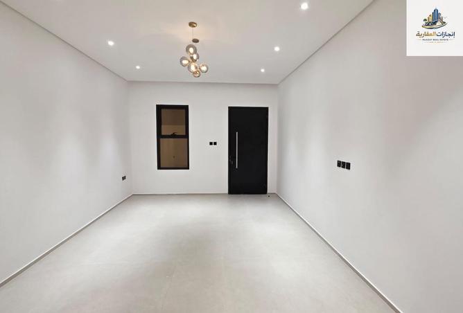 67911477 - Property Image 3