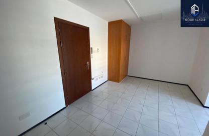 Apartment - Studio - 1 Bathroom for rent in Seagull Building - Al Qusais 1 - Al Qusais Residential Area - Al Qusais - Dubai Apartment - Studio - 1 Bathroom for rent in Seagull Building - Al Qusais 1 - Al Qusais Residential Area - Al Qusais - Dubai