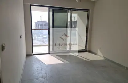 شقة - غرفة نوم - 2 حمامات للايجار في آرك ريزيدنس - مجمع دبي ريزيدنس - دبي لاند - دبي