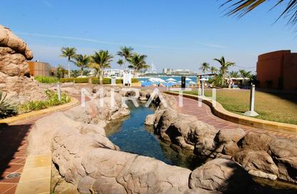 Apartment - 3 Bedrooms - 4 Bathrooms for rent in Tanzanite - Tiara Residences - Palm Jumeirah - Dubai