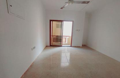 Whole Building - 7+ - 7+ for rent in Fire Station Road - Muwaileh - Sharjah
