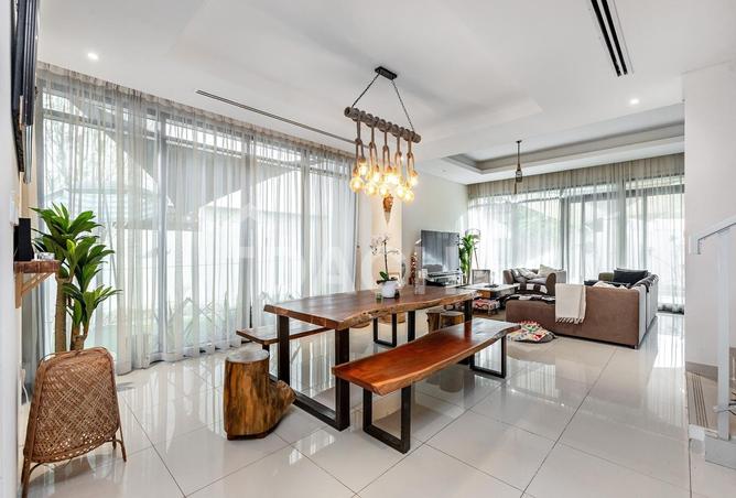 97825954 - Property Image 2