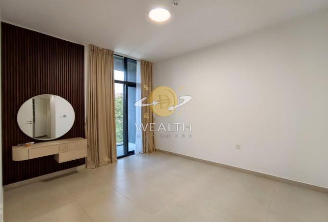 100409733 - Property Image 3
