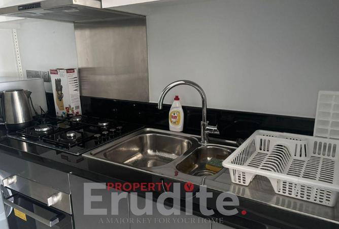Canal View / High Floor / Great Location photo 3