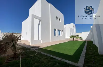 Villa - 6 Bedrooms - 7+ Bathrooms for rent in Nad Al Sheba 4 - Nad Al Sheba - Dubai