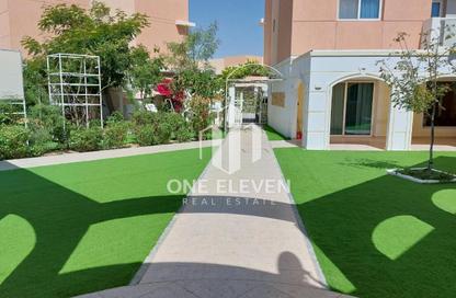Villa - 3 - 4 for sale in Manazel Al Reef 2 - Al Samha - Abu Dhabi