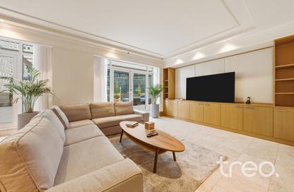 Apartment - 4 Bedrooms - 6 Bathrooms for rent in Ritz Carlton - DIFC - Dubai
