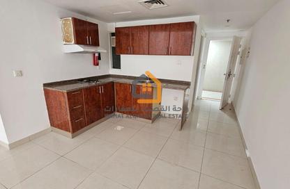 Apartment - Studio - 1 Bathroom for rent in Al Khan 9 building - Al Khan - Sharjah