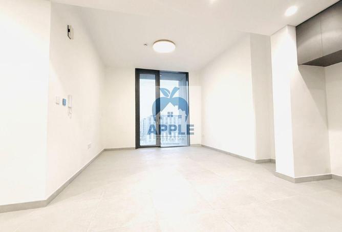 76992615 - Property Main Image