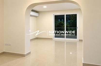 Villa - 3 - 4 for sale in Contemporary Style - Al Reef Villas - Al Reef - Abu Dhabi