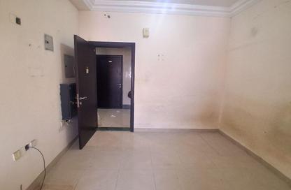 Apartment - Studio - 1 Bathroom for rent in Fire Station Road - Muwaileh - Sharjah