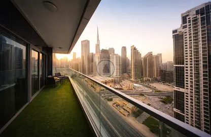 Apartment - 2 Bedrooms - 3 Bathrooms for sale in Downtown Dubai - Dubai