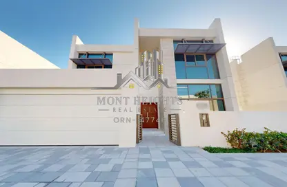 Villa - 4 Bedrooms - 5 Bathrooms for sale in District One Phase III - District One - Mohammed Bin Rashid City - Dubai