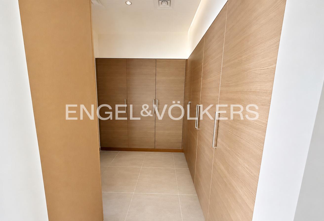 Large Plot | Vacant | Well-Maintained photo 7